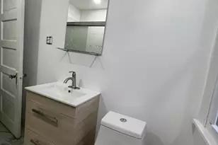 9066 Baltimore Ave, College Park, MD 20740 - Photo 35