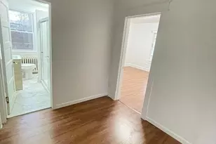 9066 Baltimore Ave, College Park, MD 20740 - Photo 23