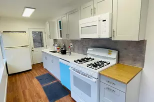 9066 Baltimore Ave, College Park, MD 20740 - Photo 11