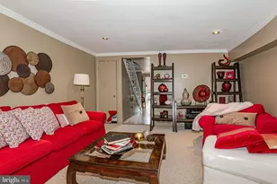 1732 Village Green Dr, Landover, MD 20785 - Photo 7