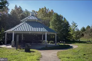 8800 Community Square Ln, Upper Marlboro, MD 20772 - Photo 27