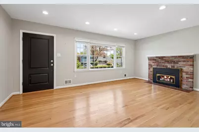 6203 Tyburn Street, Temple Hills, MD 20748 - Photo 7