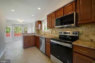 14224 Greenview Dr, Laurel, MD 20708 - Photo 9