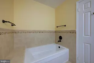 14224 Greenview Dr, Laurel, MD 20708 - Photo 19
