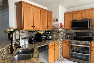 6106 Modupeola Way, Capitol Heights, MD 20743 - Photo 5