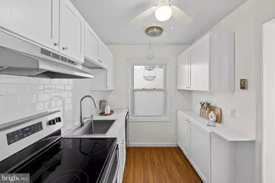 11 Hillside Road, Greenbelt, MD 20770 - Photo 5