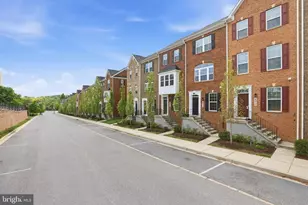4915 Crest View Dr, Hyattsville, MD 20782 - Photo 3