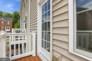 4915 Crest View Dr, Hyattsville, MD 20782 - Photo 17
