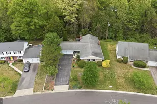 12847 Holiday Ln, Bowie, MD 20716 - Photo 19
