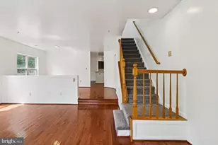 3723 Pogonia Ct, Hyattsville, MD 20784 - Photo 3