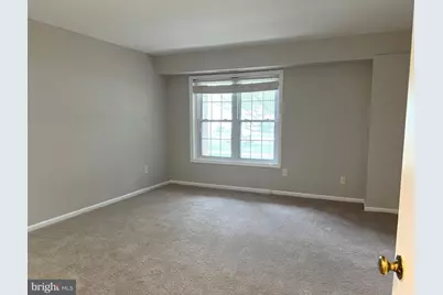7922 Lakecrest Drive, Greenbelt, MD 20770 - Photo 5