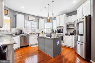 1910 Lake Forest Dr, Upper Marlboro, MD 20774 - Photo 11