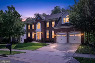 1910 Lake Forest Dr, Upper Marlboro, MD 20774 - Photo 1