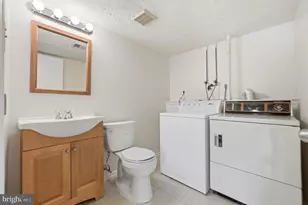 10300 Forestgrove Ln, Bowie, MD 20721 - Photo 23