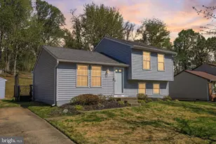 10300 Forestgrove Ln, Bowie, MD 20721 - Photo 29