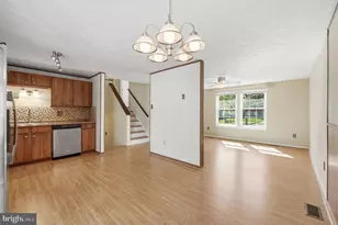 10300 Forestgrove Ln, Bowie, MD 20721 - Photo 11