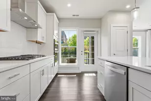 102 St Ives Pl, Oxon Hill, MD 20745 - Photo 19