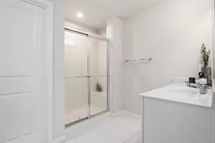 10507 Jim Lovell Ln, Lanham, MD 20706 - Photo 23