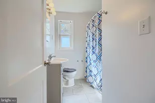 9110 Autoville Dr, College Park, MD 20740 - Photo 17