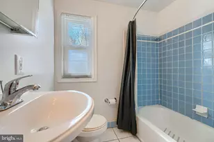 9110 Autoville Dr, College Park, MD 20740 - Photo 23