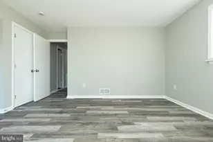 2710 Curry Dr, Hyattsville, MD 20783 - Photo 17