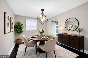 5918 Robin Ln, Suitland, MD 20746 - Photo 13