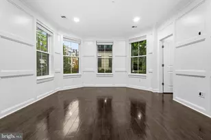 515 Riversail Ln, Oxon Hill, MD 20745 - Photo 3