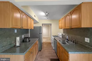11222 Cherry Hill Rd, Beltsville, MD 20705 - Photo 13