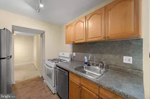 11222 Cherry Hill Rd, Beltsville, MD 20705 - Photo 15
