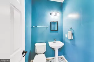 7905 Oxfarm Ct, Bowie, MD 20715 - Photo 17