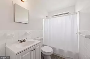 2412 Fordham St, Hyattsville, MD 20783 - Photo 27