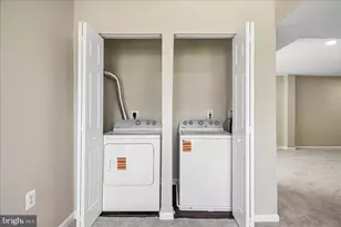 7806 Hanover Pkwy, Greenbelt, MD 20770 - Photo 9