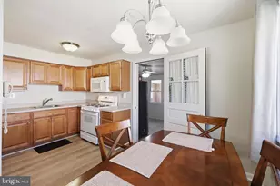 4906 41st Pl, Hyattsville, MD 20781 - Photo 9