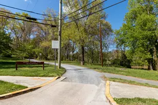 7950 Lakecrest Dr, Greenbelt, MD 20770 - Photo 31