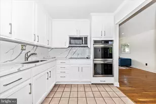 5806 Cheryl Ln, District Heights, MD 20747 - Photo 11