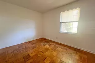 6008 Westchester Park Dr, College Park, MD 20740 - Photo 9