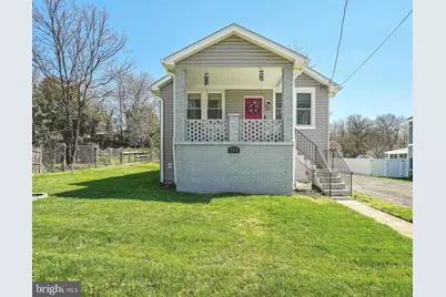 711 60th Avenue, Fairmount Heights, MD 20743 - Photo 1