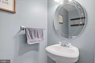 8642 Brae Brooke Dr, Lanham, MD 20706 - Photo 15