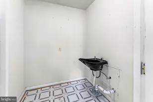 1112 Owens Rd, Oxon Hill, MD 20745 - Photo 29