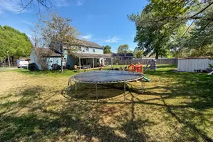 4717 Ramsgate Ln, Bowie, MD 20715 - Photo 3