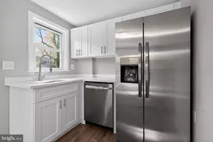 516 71st St, Capitol Heights, MD 20743 - Photo 9