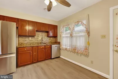 3804 Hemlock Place, Temple Hills, MD 20748 - Photo 9