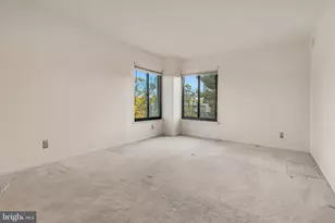 9200 Edwards Way, Hyattsville, MD 20783 - Photo 19