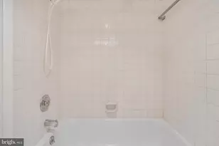 9200 Edwards Way, Hyattsville, MD 20783 - Photo 23