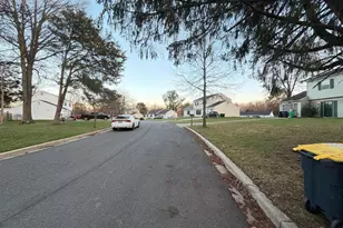 9803 Ambler Ln, Upper Marlboro, MD 20774 - Photo 5