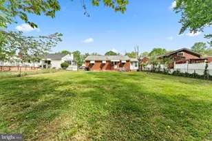 7211 Beltz Dr, District Heights, MD 20747 - Photo 37