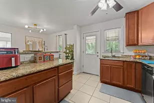 7211 Beltz Dr, District Heights, MD 20747 - Photo 25