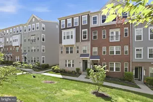 2739 Pinebrook Rd, Landover, MD 20785 - Photo 3