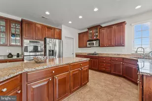 10916 Sir Paul Pl, Clinton, MD 20735 - Photo 29