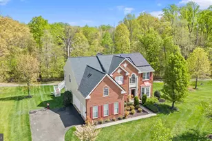 10916 Sir Paul Pl, Clinton, MD 20735 - Photo 3